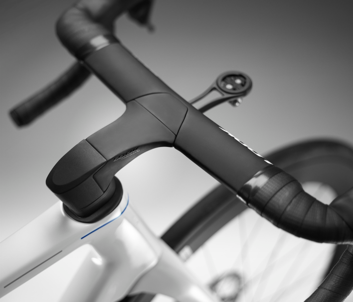 COMBO AERO CARBON HANDLEBAR